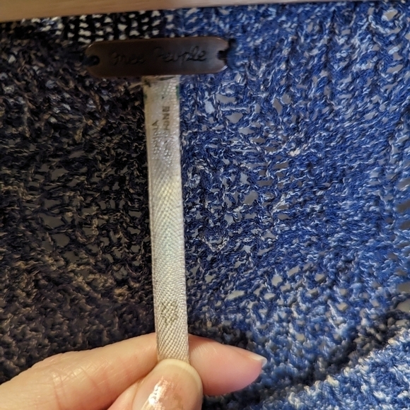 FREE People sweater heathered navy blue scoop neck open knit size xs oversized - Picture 3 of 3